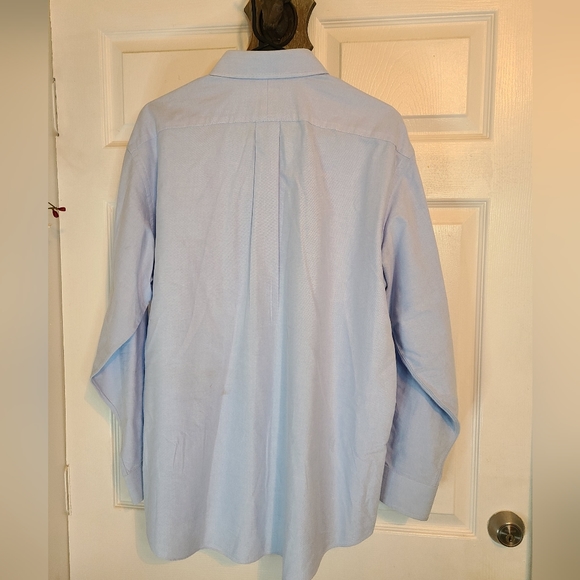 (1155) Jos. A. Banks Men's Classic Long Sleeve Dress Shirt,  Size: M Color: Blue - Picture 8 of 10